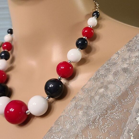 Red, White and Blue Beaded Necklace - Picture 2 of 8
